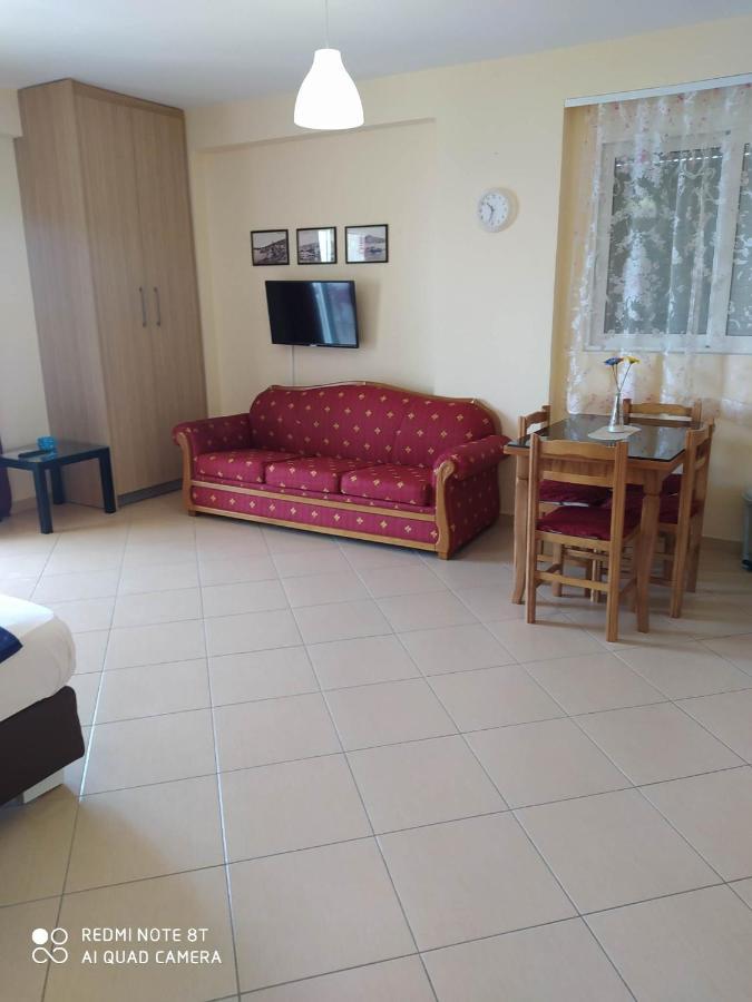Summer Life Apartments Саранда Экстерьер фото